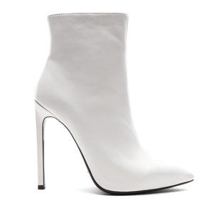 - NEW Tony Bianco Freddie Heeled Bootie White 0225